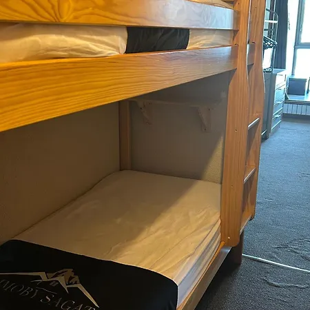 Moderne 4 Pers Avec Wifi, Terrasse Et Parking Proche Des Pistes - Fr-1-814-33 Besse-et-Saint-Anastaise