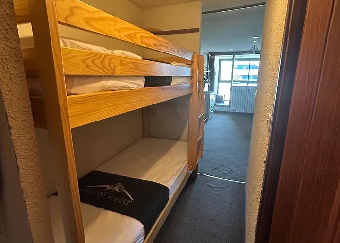 Appartement Moderne 4 Pers Avec Wifi, Terrasse Et Parking Proche Des Pistes - Fr-1-814-33