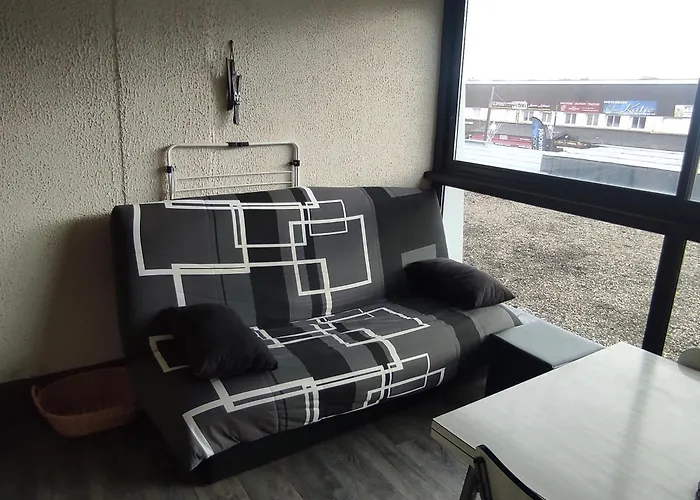 Moderne 4 Pers Avec Wifi, Terrasse Et Parking Proche Des Pistes - Fr-1-814-33 Appartement Super-Besse